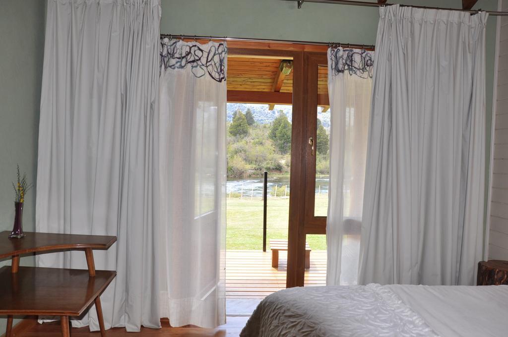 Hosteria Ruca Kitai Villa Lago Rivadavia Quarto foto